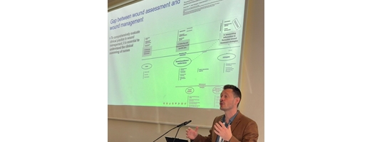 SKINT PhD Candidate Presents Research on WoundPilot at the EWMA Conference in Bremen